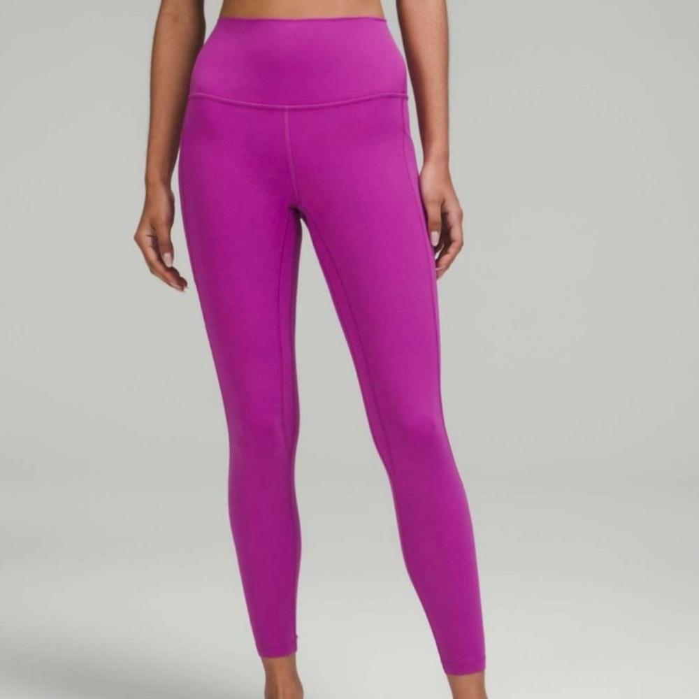 🦄Lululemon Align 25” high rise Vivid Plum size 6🦄